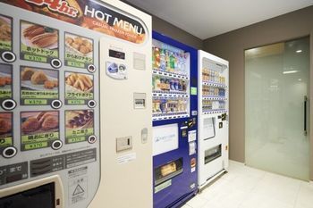 First Shinbashi Atagoyama Hotel a capsule