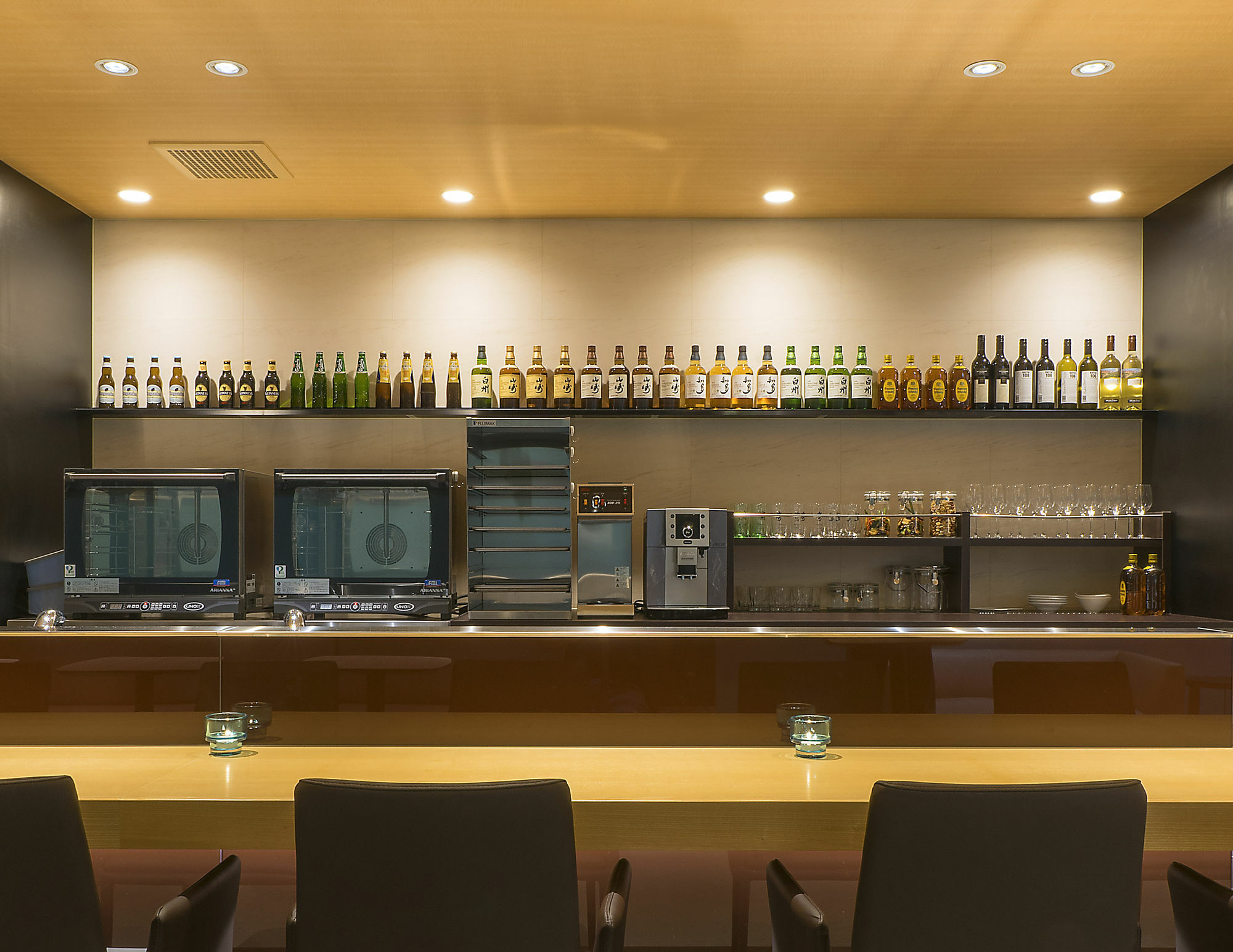 Hotel a capsule First Shinbashi Atagoyama *