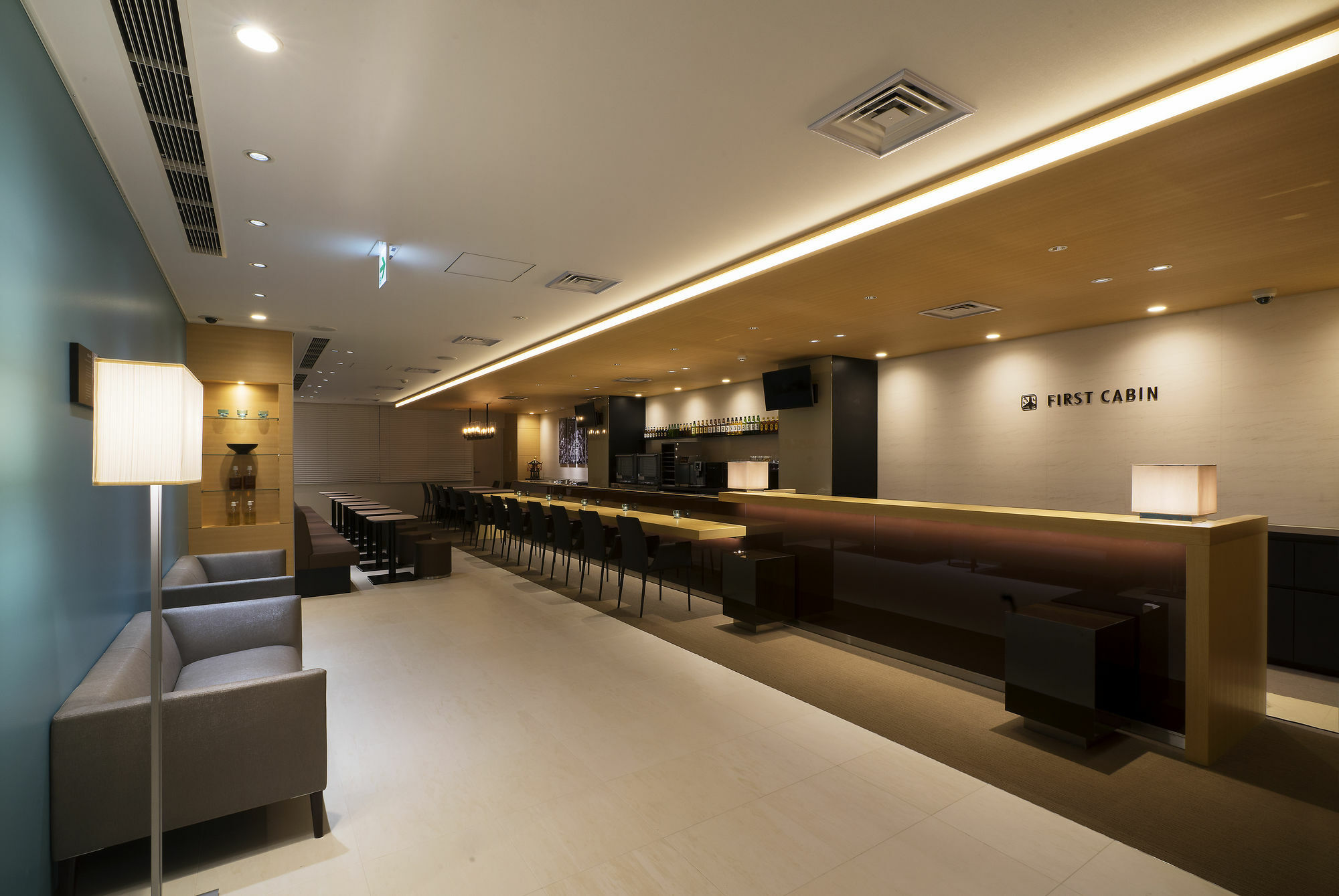 First Shinbashi Atagoyama Hotel a capsule